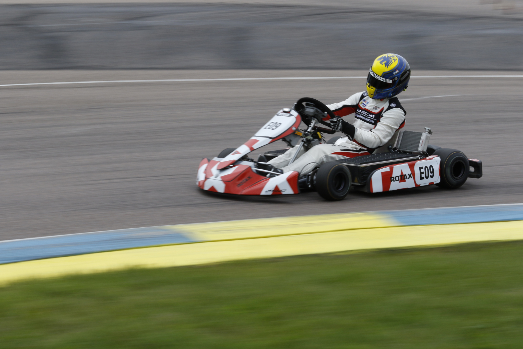 Prince Carl Philipp on the Race track with the Rotax Project E20